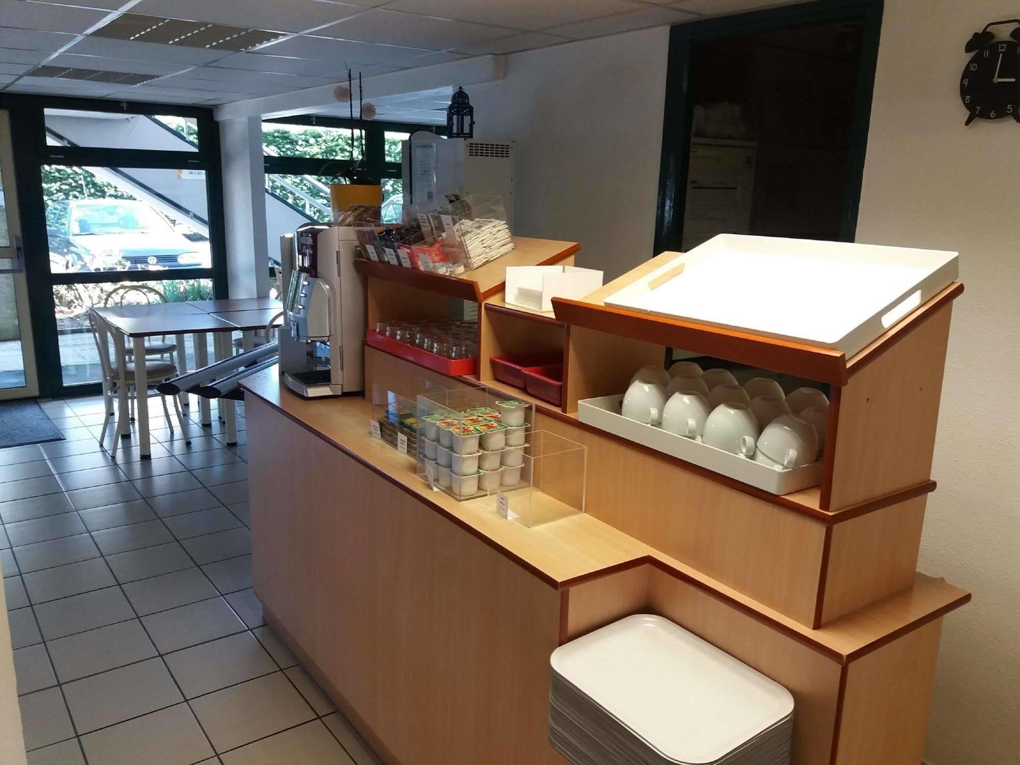 Premiere Classe Lille Sud Henin Beaumont Noyelles-Godault Exterior photo
